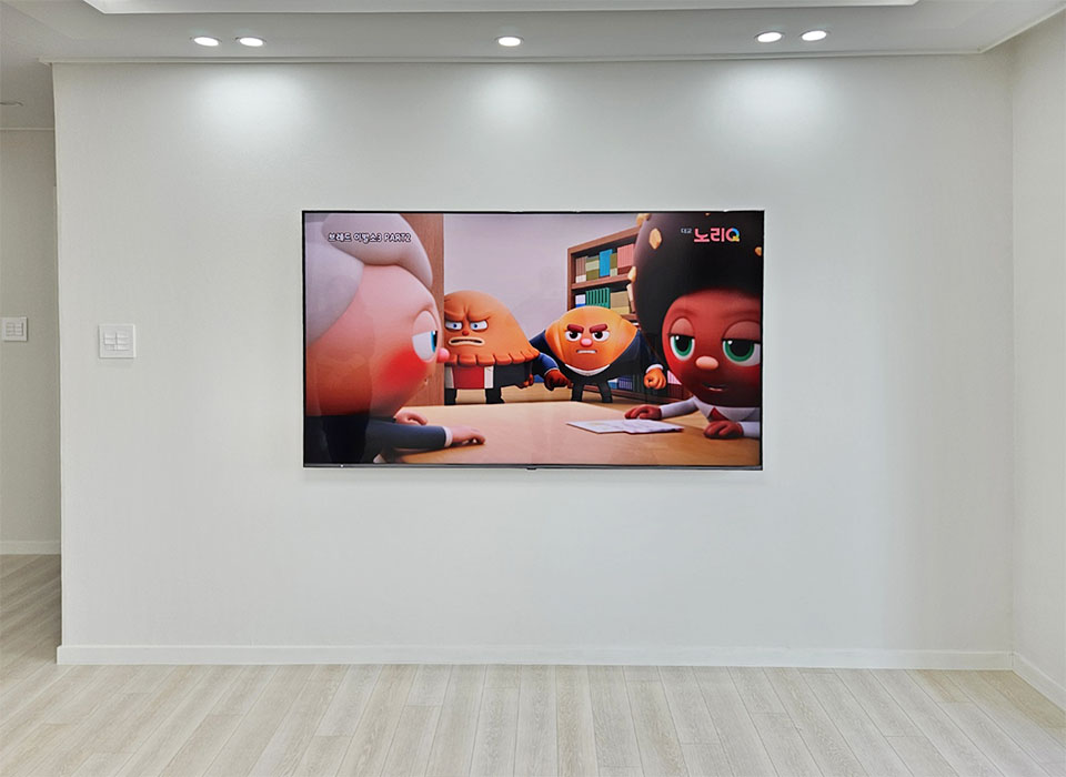 산곡동 벽걸이티비설치 부평 아파트 대형TV 전문 시공 벽걸이 TV 설치 시공 사진 2