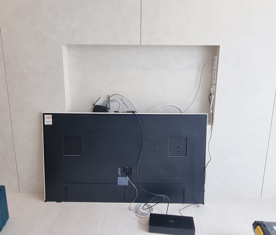 광교 벽걸이티비설치 신도시 대형TV 전문 시공 벽걸이 TV 설치 시공 사진 1