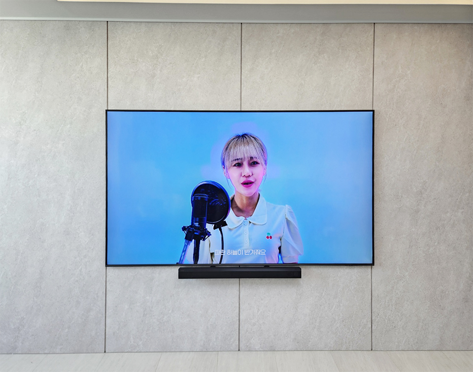서울 서초구 벽걸이티비설치 인테리어 맞춤 TV시공 벽걸이 TV 설치 시공 사진 4