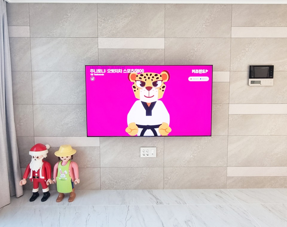 용인 벽걸이티비설치 대형TV 교체·맞춤 시공 벽걸이 TV 설치 시공 사진 2