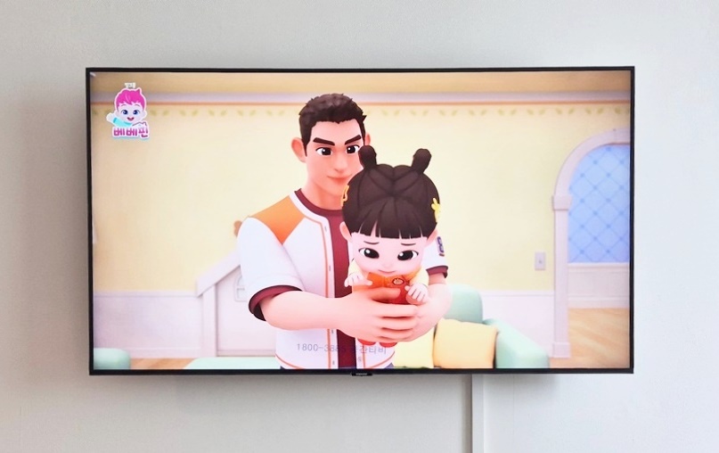 진해 벽걸이티비설치 신축아파트 대형TV 전문 시공 벽걸이 TV 설치 시공 사진 1